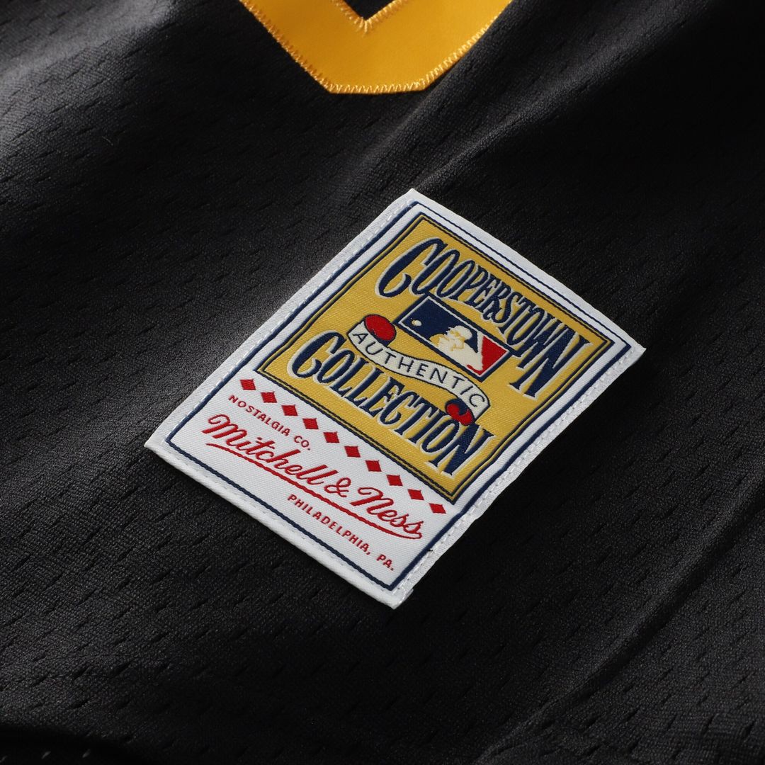 Willie Stargell Pittsburgh Pirates Mitchell & Ness Authentic Batting Practice Jersey - Black Official MLB Team Apparel Baseball Fan Gear